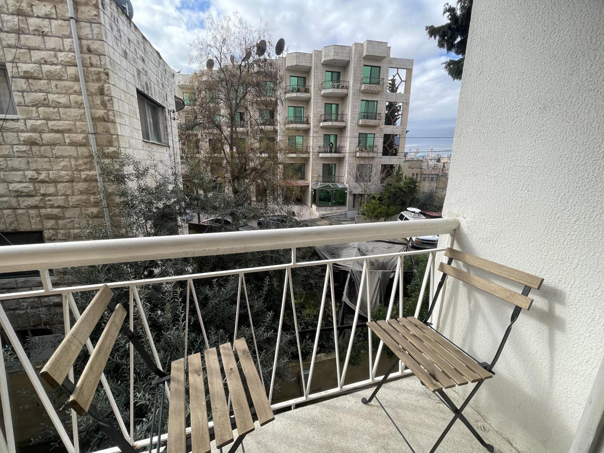 Battuta Hostel Amman Bagian luar foto