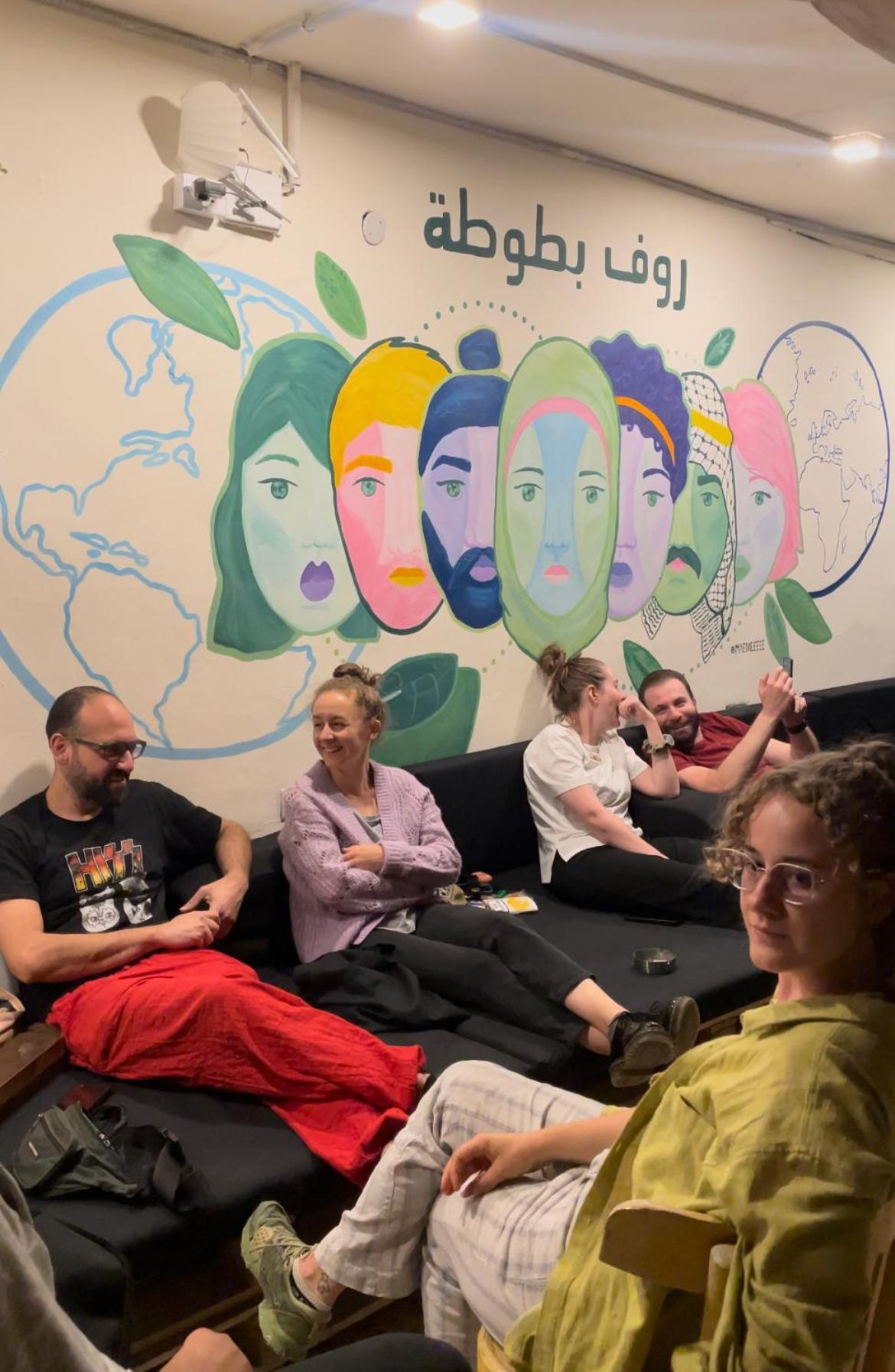 Battuta Hostel Amman Bagian luar foto